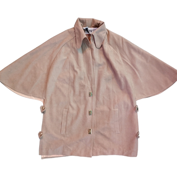 MINT Designer 60’s Marjorie Seattle Faux-Suede Camel Colored Cape Jacket Beige - Picture 3 of 10